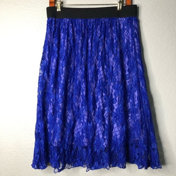 New LulaRoe Lola Skirt Floral Lace Plus Size - Picture 4 of 6